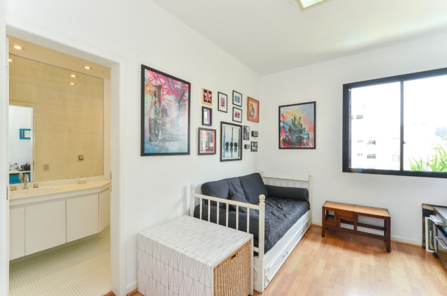 Apartamento com 4 Quartos à Venda, 326 m² em Real Parque - São Paulo