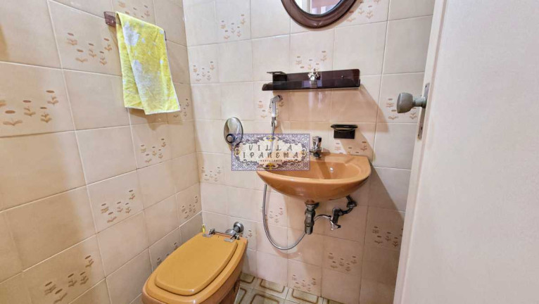 Imagem Apartamento com 3 Quartos à Venda, 133 m² em Laranjeiras - Rio De Janeiro Imagem Apartamento com 3 Quartos à Venda, 133 m² em Laranjeiras - Rio De Janeiro