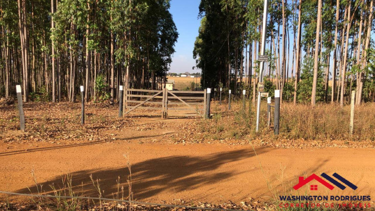 Imagem Chácara com 6 Quartos à Venda, 20.000 m² em Olhos D'água - Alexânia Imagem Chácara com 6 Quartos à Venda, 20.000 m² em Olhos D'água - Alexânia