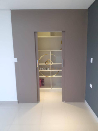 Imagem Casa com 4 Quartos à Venda, 247 m² em Jardim Jacinto - Jacareí Imagem Casa com 4 Quartos à Venda, 247 m² em Jardim Jacinto - Jacareí