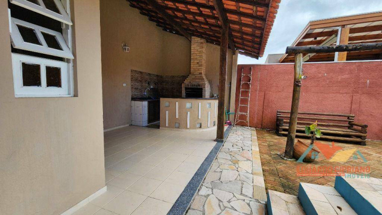 Imagem Casa com 4 Quartos à Venda, 239 m² em Massaguaçu - Caraguatatuba