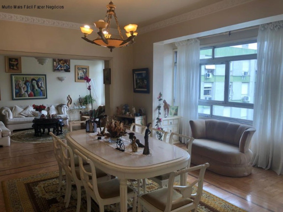 Imagem Apartamento com 3 Quartos à Venda, 199 m² em Centro Histórico - Porto Alegre Imagem Apartamento com 3 Quartos à Venda, 199 m² em Centro Histórico - Porto Alegre