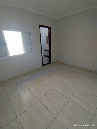 Imagem Casa com 2 Quartos à Venda, 125 m² em Jd. Do Trevo - São João Da Boa Vista Imagem Casa com 2 Quartos à Venda, 125 m² em Jd. Do Trevo - São João Da Boa Vista