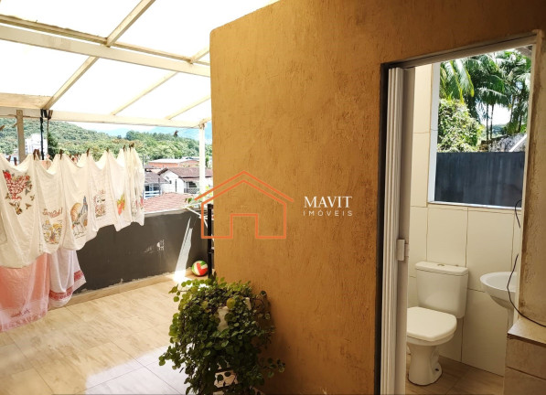 Imagem Casa com 4 Quartos à Venda, 212 m² em Costa E Silva - Joinville Imagem Casa com 4 Quartos à Venda, 212 m² em Costa E Silva - Joinville