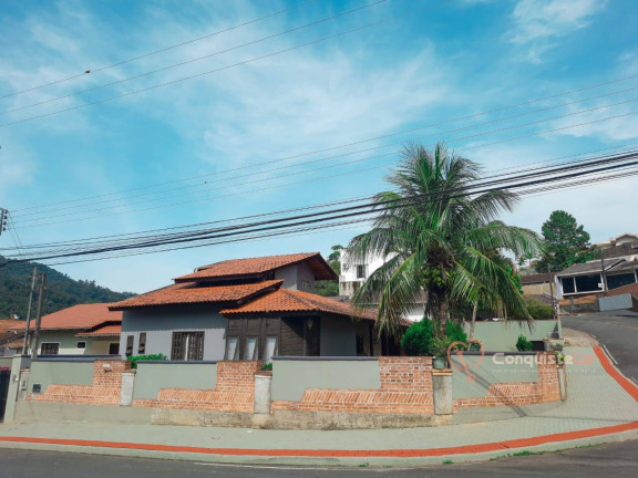 Imagem Casa com 3 Quartos à Venda, 175 m² em Jaraguá Esquerdo - Jaraguá Do Sul Imagem Casa com 3 Quartos à Venda, 175 m² em Jaraguá Esquerdo - Jaraguá Do Sul