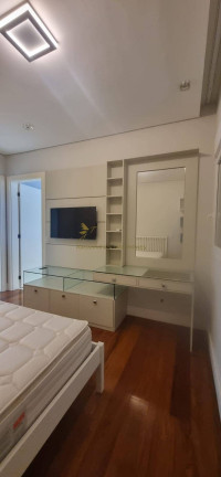 Imagem Casa com 4 Quartos à Venda, 490 m² em Centro Comercial Jubran - Barueri