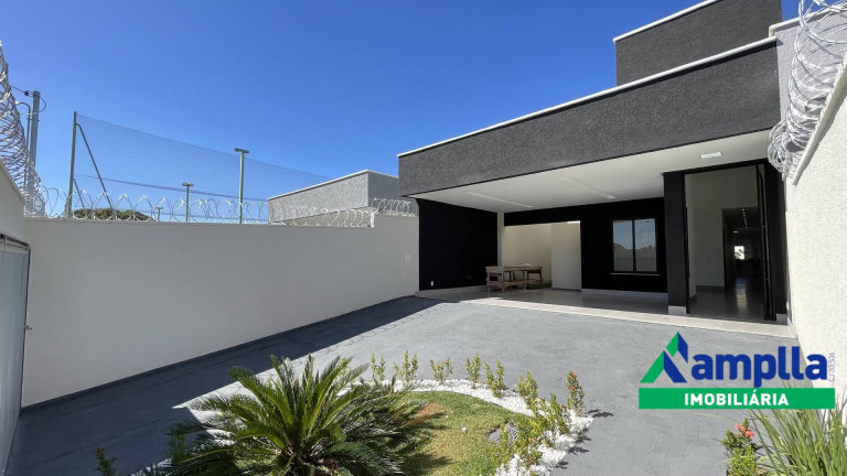 Imagem Casa com 3 Quartos à Venda, 400 m² em Das Indústrias - Senador Canedo Imagem Casa com 3 Quartos à Venda, 400 m² em Das Indústrias - Senador Canedo