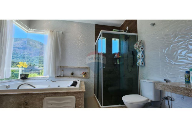Imagem Casa de Condomínio com 4 Quartos à Venda, 225 m² em Inoa - Maricá