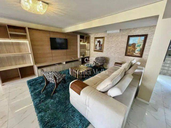 Apartamento com 3 Quartos à Venda, 223 m² em Quadra Mar Centro - Balneário Camboriú