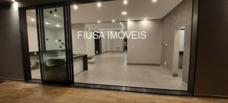 Imagem Casa com 3 Quartos à Venda, em Alto Do Castelo - Ribeirão Preto Imagem Casa com 3 Quartos à Venda, em Alto Do Castelo - Ribeirão Preto