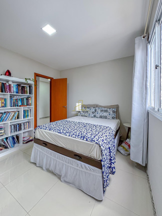 Imagem Imóvel com 2 Quartos à Venda, 58 m² em Vera Cruz - Cariacica