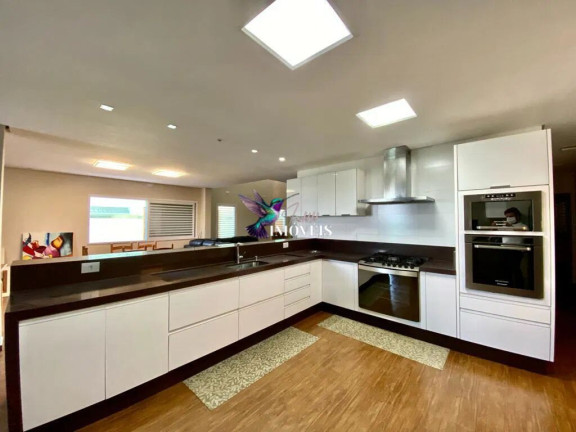 Imagem Casa com 7 Quartos à Venda, 425 m² em Meia Praia - Navegantes