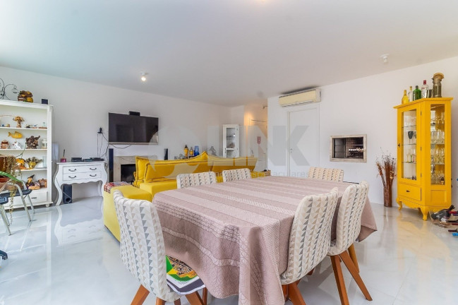 Imagem Apartamento com 3 Quartos à Venda, 122 m² em Petrópolis - Porto Alegre Imagem Apartamento com 3 Quartos à Venda, 122 m² em Petrópolis - Porto Alegre