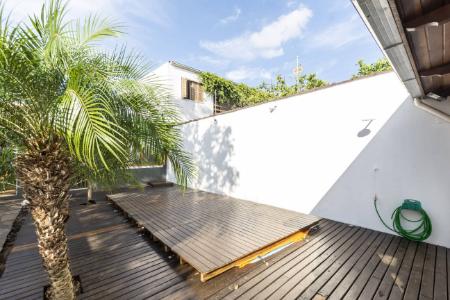 Imagem Casa com 2 Quartos à Venda, 245 m² em Lomba Do Pinheiro - Porto Alegre