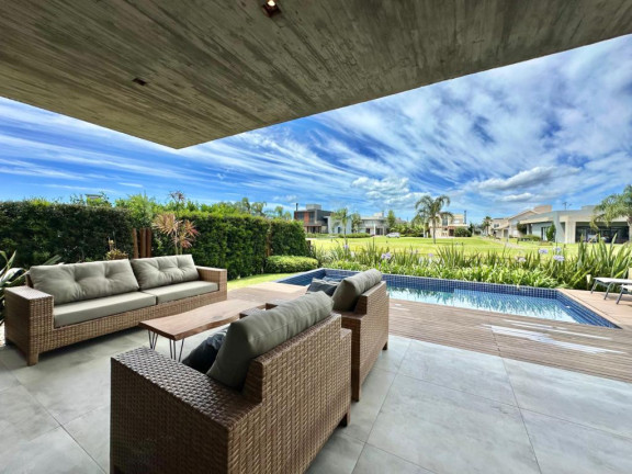 Imagem Casa com 4 Quartos à Venda, 270 m² em Xangri-la - Capao Da Canoa Imagem Casa com 4 Quartos à Venda, 270 m² em Xangri-la - Capao Da Canoa