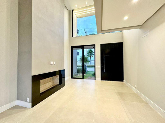 Imagem Casa com 4 Quartos à Venda, em -- - Capao Da Canoa Imagem Casa com 4 Quartos à Venda, em -- - Capao Da Canoa
