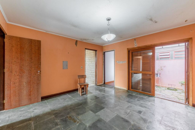 Imagem Casa com 3 Quartos à Venda, em Chácara Das Pedras - Porto Alegre Imagem Casa com 3 Quartos à Venda, em Chácara Das Pedras - Porto Alegre