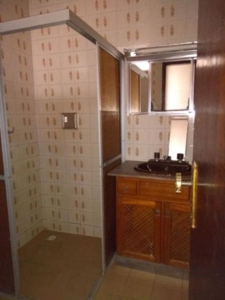 Imagem Casa com 4 Quartos à Venda, 250 m² em Boca Do Rio - Salvador Imagem Casa com 4 Quartos à Venda, 250 m² em Boca Do Rio - Salvador