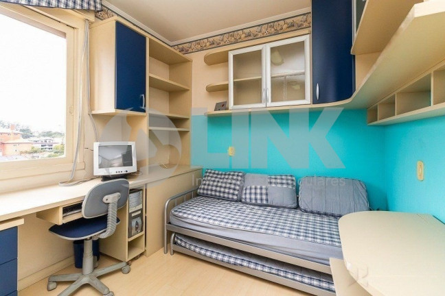 Imagem Imóvel com 4 Quartos à Venda, 290 m² em Jardim Lindóia - Porto Alegre Imagem Imóvel com 4 Quartos à Venda, 290 m² em Jardim Lindóia - Porto Alegre