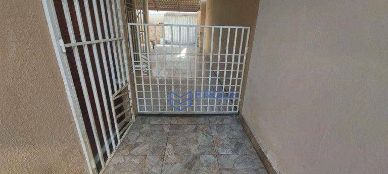 Imagem Casa com 2 Quartos à Venda, 120 m² em Centro - Eusébio Imagem Casa com 2 Quartos à Venda, 120 m² em Centro - Eusébio