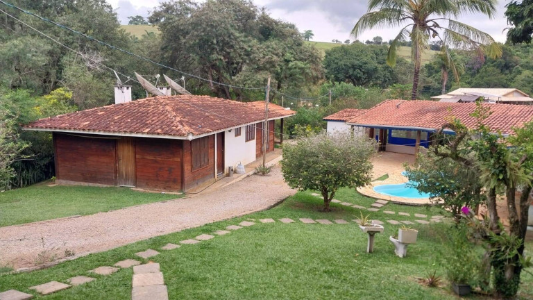 Imagem Chácara com 3 Quartos à Venda, 200 m² em Vila Amelia - Paraibuna