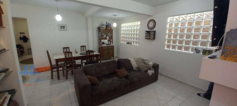 Imagem Casa com 3 Quartos à Venda, 243 m² em Córrego Grande - Florianópolis