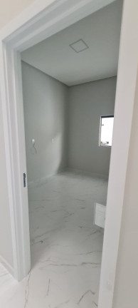 Imagem Casa com 3 Quartos à Venda, 170 m² em Ponta Negra - Manaus Imagem Casa com 3 Quartos à Venda, 170 m² em Ponta Negra - Manaus