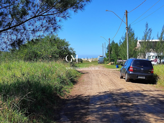 Imagem Terreno à Venda, 360 m² em Praia Real - Torres Imagem Terreno à Venda, 360 m² em Praia Real - Torres
