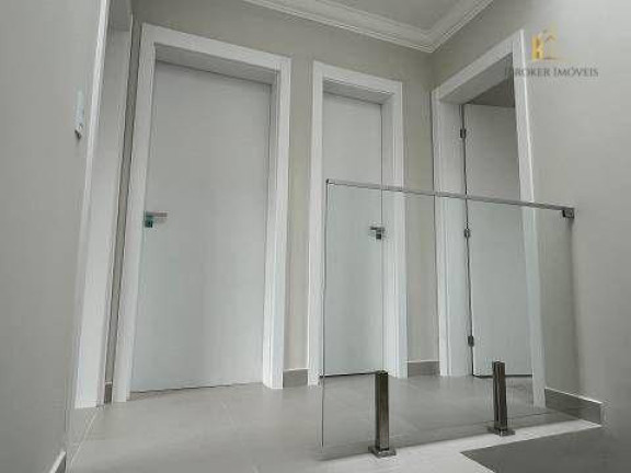 Imagem Sobrado com 3 Quartos à Venda, 101 m² em Boa Vista - Curitiba Imagem Sobrado com 3 Quartos à Venda, 101 m² em Boa Vista - Curitiba