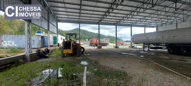 Imagem Galpão para Alugar, 2.700 m² em Espinheiros - Itajaí Imagem Galpão para Alugar, 2.700 m² em Espinheiros - Itajaí