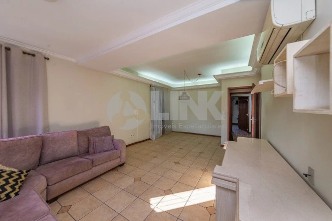 Casa com 3 Quartos à Venda, 231 m² em Três Figueiras - Porto Alegre
