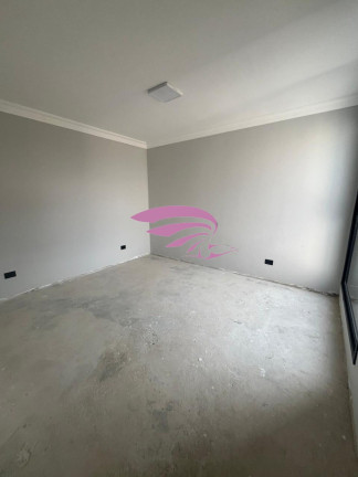 Imagem Casa com 3 Quartos à Venda, 137 m² em Uberaba - Curitiba Imagem Casa com 3 Quartos à Venda, 137 m² em Uberaba - Curitiba