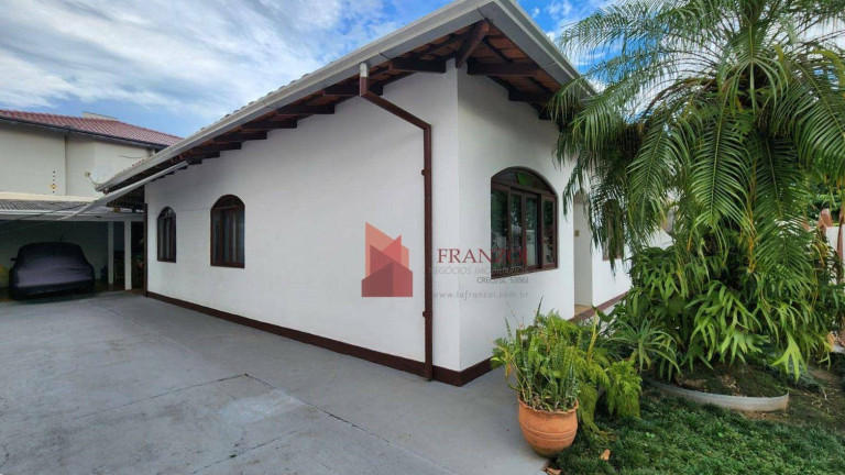 Imagem Casa com 3 Quartos à Venda, 100 m² em Dom Bosco - Itajaí Imagem Casa com 3 Quartos à Venda, 100 m² em Dom Bosco - Itajaí