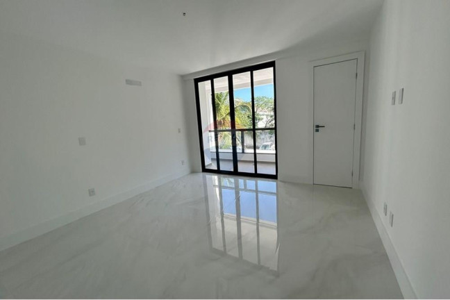 Imagem Casa de Condomínio com 4 Quartos à Venda, 290 m² em Recreio Dos Bandeirantes - Rio De Janeiro