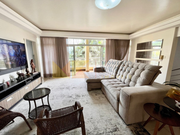Casa com 6 Quartos à Venda, 370 m² em Centro - Blumenau
