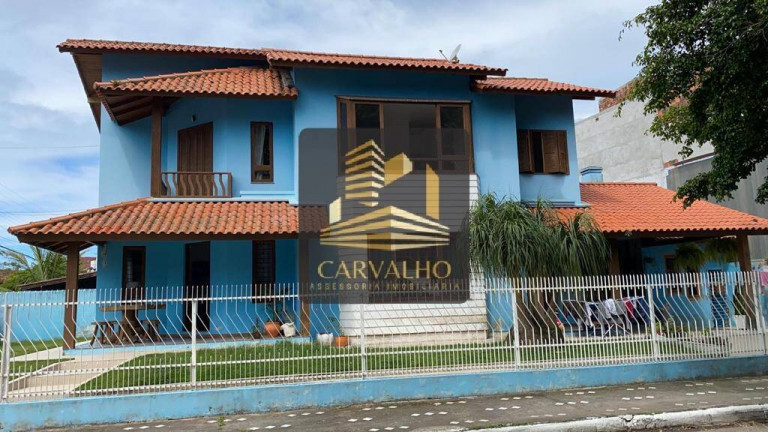 Imagem Casa com 3 Quartos à Venda, 300 m² em Canasvieiras - Florianópolis Imagem Casa com 3 Quartos à Venda, 300 m² em Canasvieiras - Florianópolis