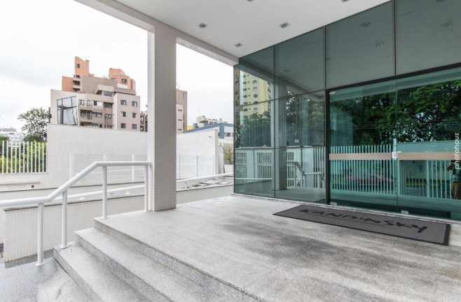 Imagem Apartamento com 3 Quartos à Venda, 176 m² em Cabral - Curitiba