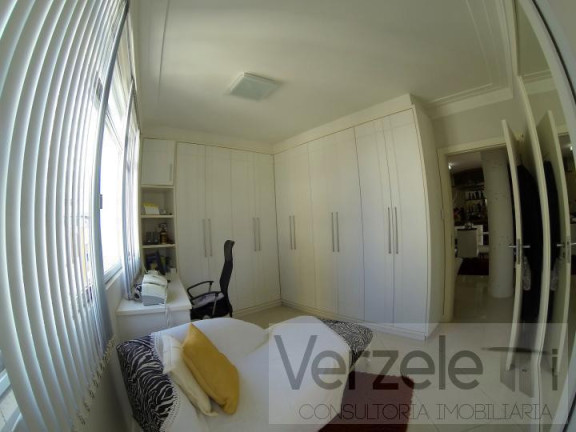 Imagem Apartamento com 3 Quartos à Venda, 186 m² em Centro - Balneário Camboriú Imagem Apartamento com 3 Quartos à Venda, 186 m² em Centro - Balneário Camboriú