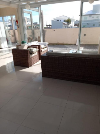 Imagem Casa com 5 Quartos para Alugar,  em Balneário Ponta Do Papagaio - Palhoça