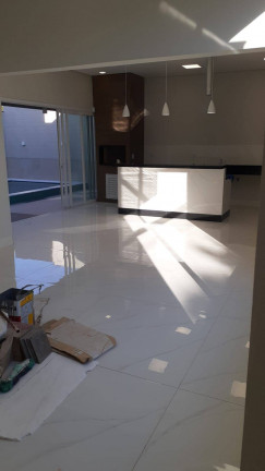 Imagem Casa com 4 Quartos à Venda, 502 m² em Condomínio Belvedere - Cuiabá Imagem Casa com 4 Quartos à Venda, 502 m² em Condomínio Belvedere - Cuiabá