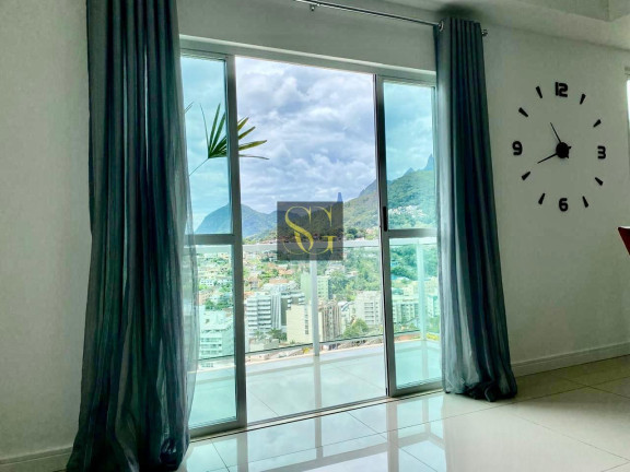 Imagem Casa com 3 Quartos à Venda, 250 m² em Agriões - Teresópolis Imagem Casa com 3 Quartos à Venda, 250 m² em Agriões - Teresópolis