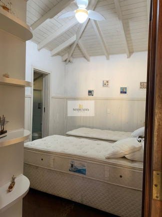Imagem Casa com 4 Quartos à Venda, 180 m² em Maresias - São Sebastião Imagem Casa com 4 Quartos à Venda, 180 m² em Maresias - São Sebastião