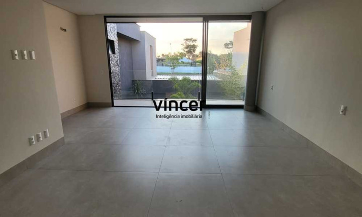 Imagem Casa com 5 Quartos à Venda, 484 m² em Residencial Goiânia Golfe Clube - Goiânia Imagem Casa com 5 Quartos à Venda, 484 m² em Residencial Goiânia Golfe Clube - Goiânia