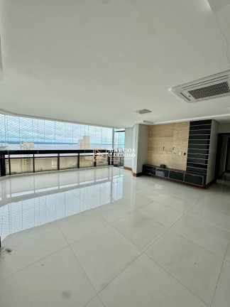 Imagem Imóvel com 4 Quartos à Venda, 203 m² em Umarizal - Belém Imagem Imóvel com 4 Quartos à Venda, 203 m² em Umarizal - Belém