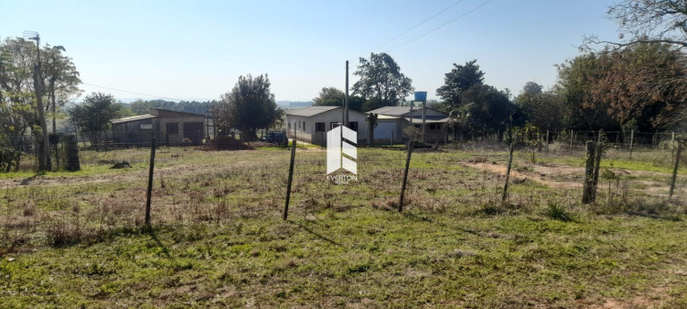 Imagem Imóvel com 3 Quartos à Venda, 750.000.000 m² em Zona Rural - Dilermando De Aguiar Imagem Imóvel com 3 Quartos à Venda, 750.000.000 m² em Zona Rural - Dilermando De Aguiar