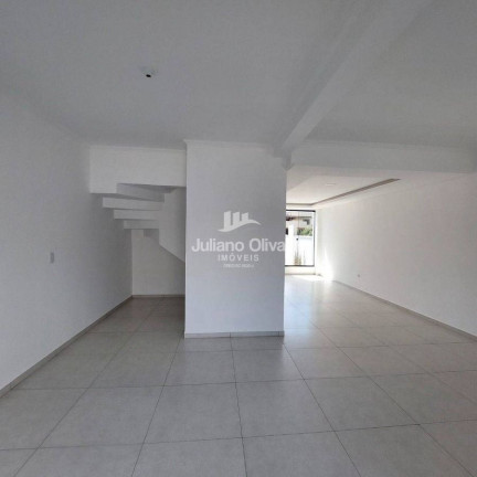 Sobrado com 3 Quartos à Venda, 140 m² em Brasilia - Itapoá