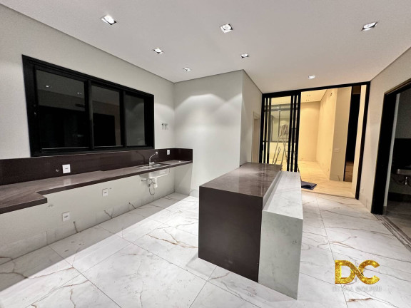Imagem Casa de Condomínio com 4 Quartos à Venda, 283 m² em Santa Rosa - Cuiabá Imagem Casa de Condomínio com 4 Quartos à Venda, 283 m² em Santa Rosa - Cuiabá