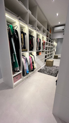 Imagem Casa de Condomínio com 4 Quartos à Venda, 380 m² em Chácaras São Carlos - Cotia Imagem Casa de Condomínio com 4 Quartos à Venda, 380 m² em Chácaras São Carlos - Cotia