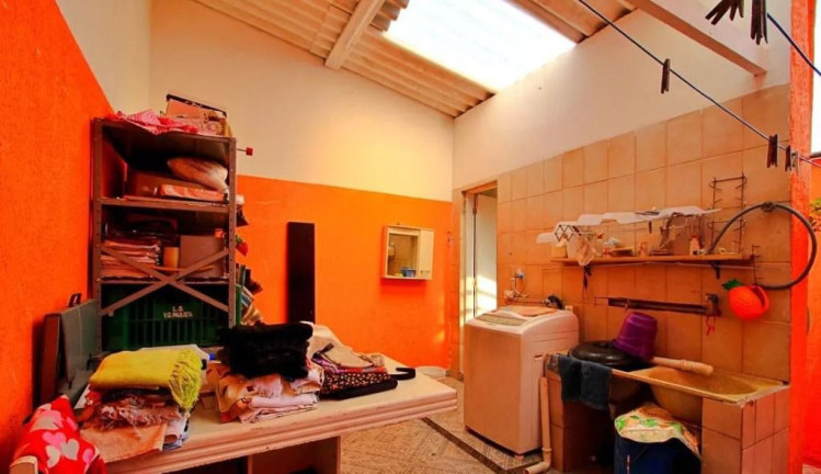 Imagem Casa com 2 Quartos à Venda, 83 m² em Jardim Pilar - Santo André