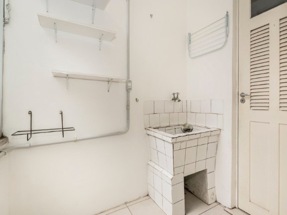 Imagem Apartamento com 3 Quartos à Venda, 116 m² em Rio Branco - Porto Alegre Imagem Apartamento com 3 Quartos à Venda, 116 m² em Rio Branco - Porto Alegre